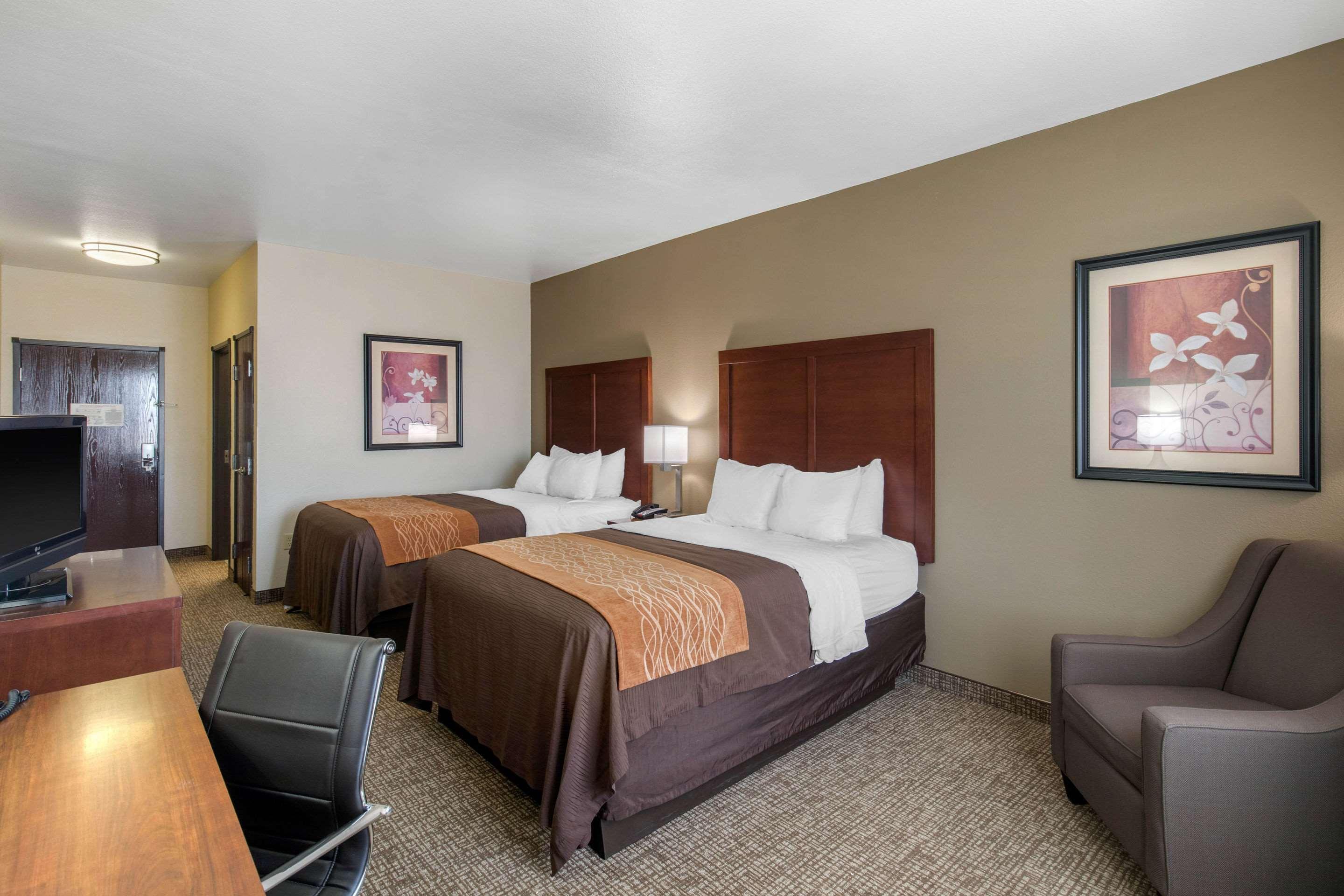 Comfort Near Unt