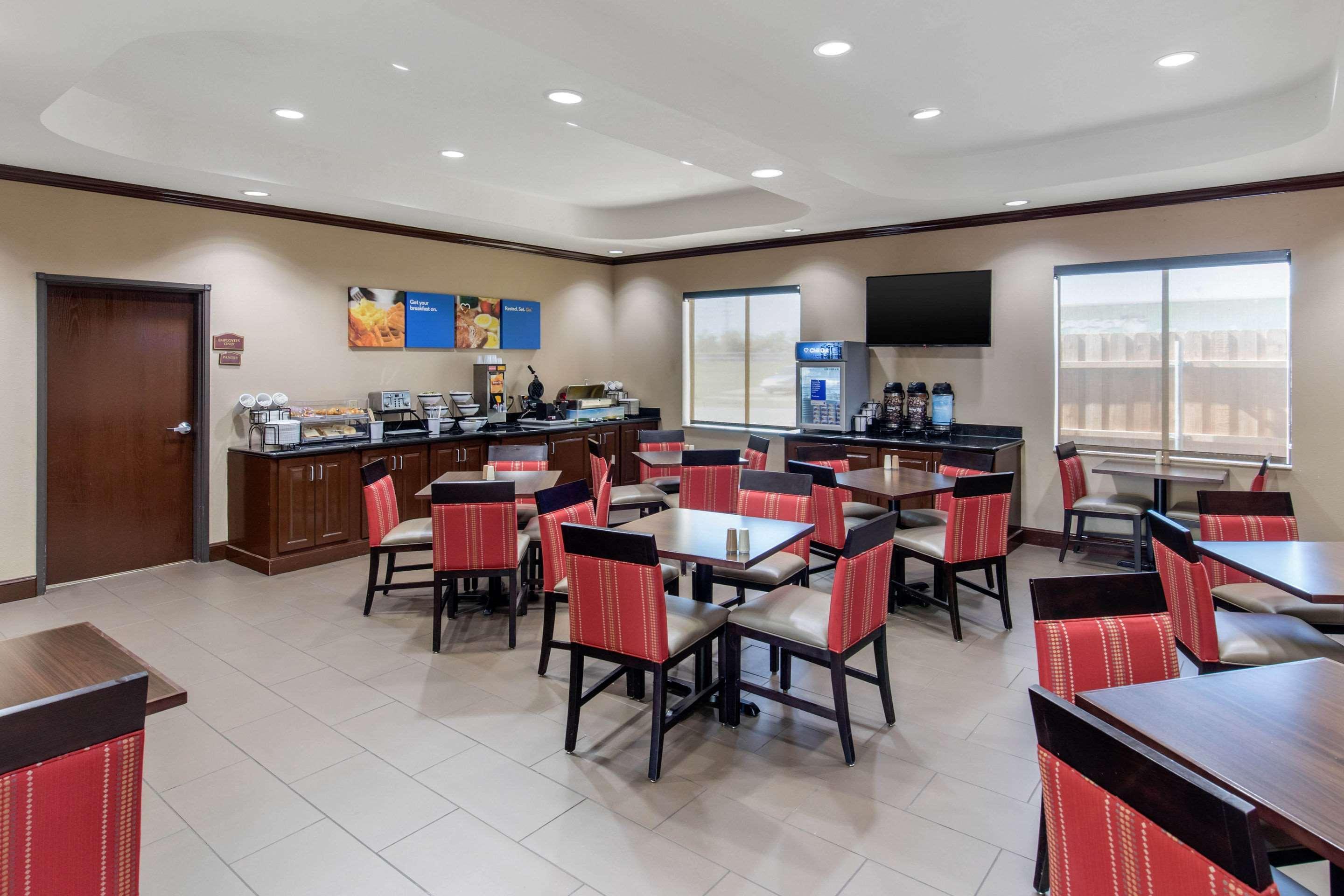 Comfort Near Unt 3* Denton